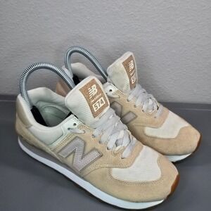 New Balance 574 Women's Running/Casual Shoes Size 6 B Beige White Gum‎ Sole